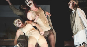 mat. teatru Zdjęcie W Polsce i nigdzie – o „Ubu Królu” Konrada Dworakowskiego i Grupie Coincidentia