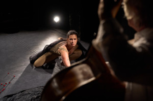 I stało się tak Zdjęcie Na początku było słowo... ale zaraz po muzyce i tańcu