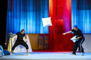 Zdjęcie Wrocław. Olbrzyyym! Premiera w Teatrze Lalek