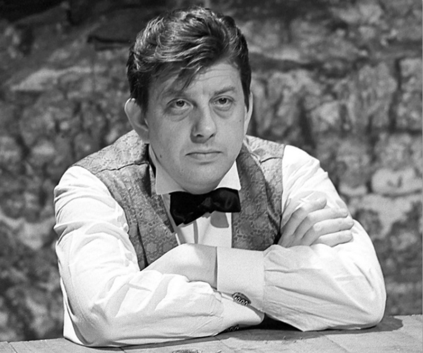 w spektaklu telewizyjnym „Panna Julia”, 1971