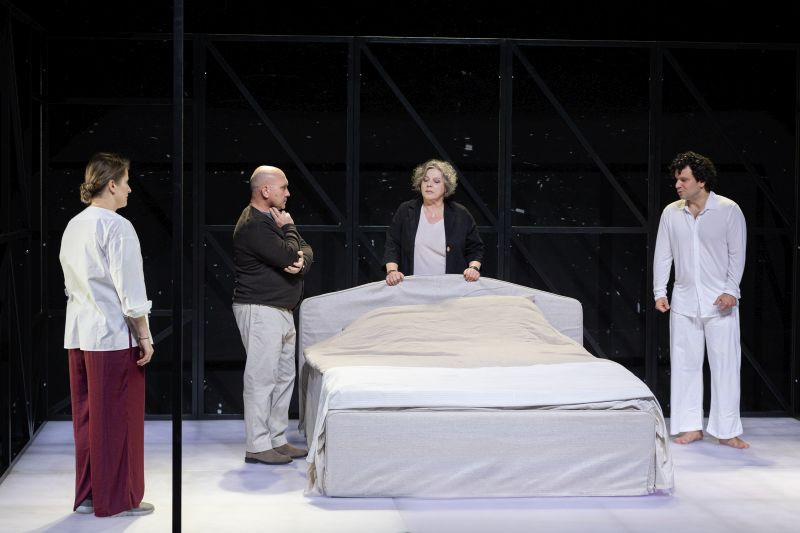 Zdjęcie Lublin. „Noc śpiewa swoje pieśni” Jona Fossego w Teatrze im. Juliusza Osterwy. Premiera dramatu laureata Nagrody Nobla