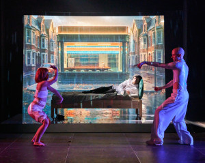 Zdjęcie Między obietnicą a materializacją