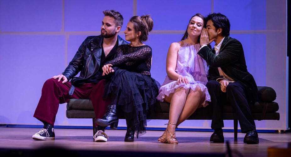 Zdjęcie Apollo w bokserkach