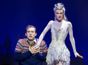 Zdjęcie Wieczna miłość wśród zimowej aury