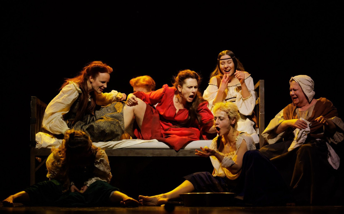 Zdjęcie Między nogami Leny, czyli „Zaśnięcie Najświętszej Marii Panny” według Caravaggia