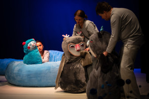 Zdjęcie „Niebieska Niedźwiedzica”, czyli opowieść o wykluczeniu i akceptacji