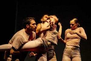 Zdjęcie Partytura ciał w warunkach systemu