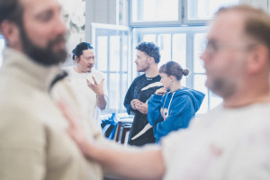 Zdjęcie Kraków. W Narodowym Starym Teatrze ruszyły próby do „Stu spojrzeń” w reżyserii Choy Ka Faia