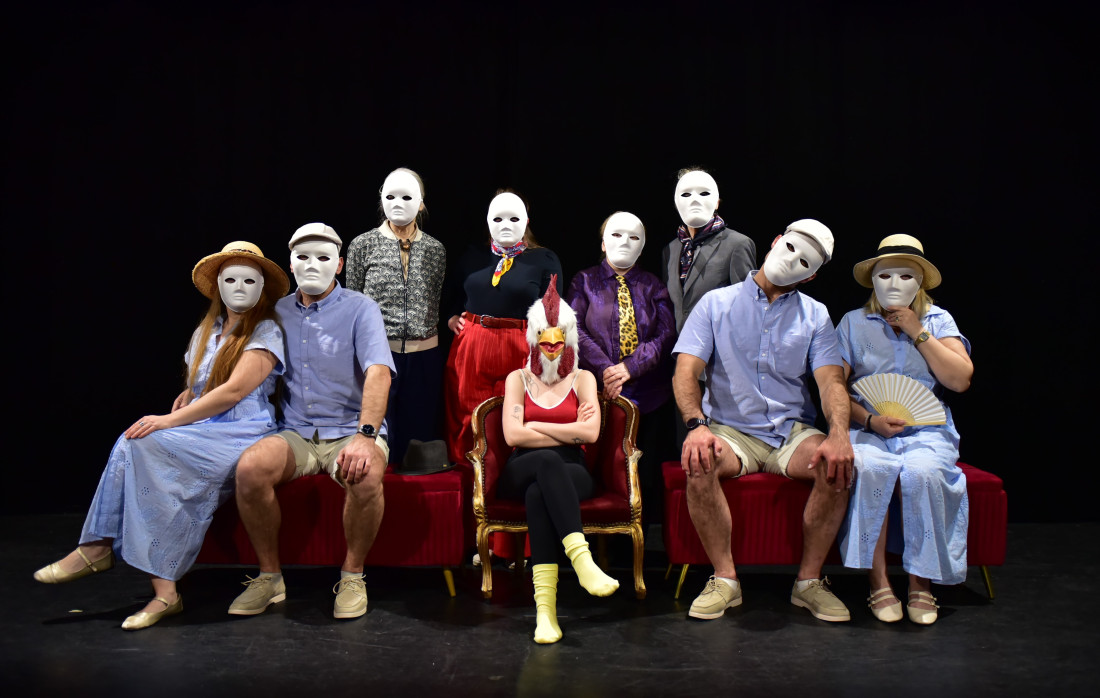Zdjęcie Warszawa. Garbus w pensjonacie, opowieść o sile przetrwania i tygrys w łazience. Rusza 8. edycja #PolacyRobiąTeatr #PolkiRobiąTeatr