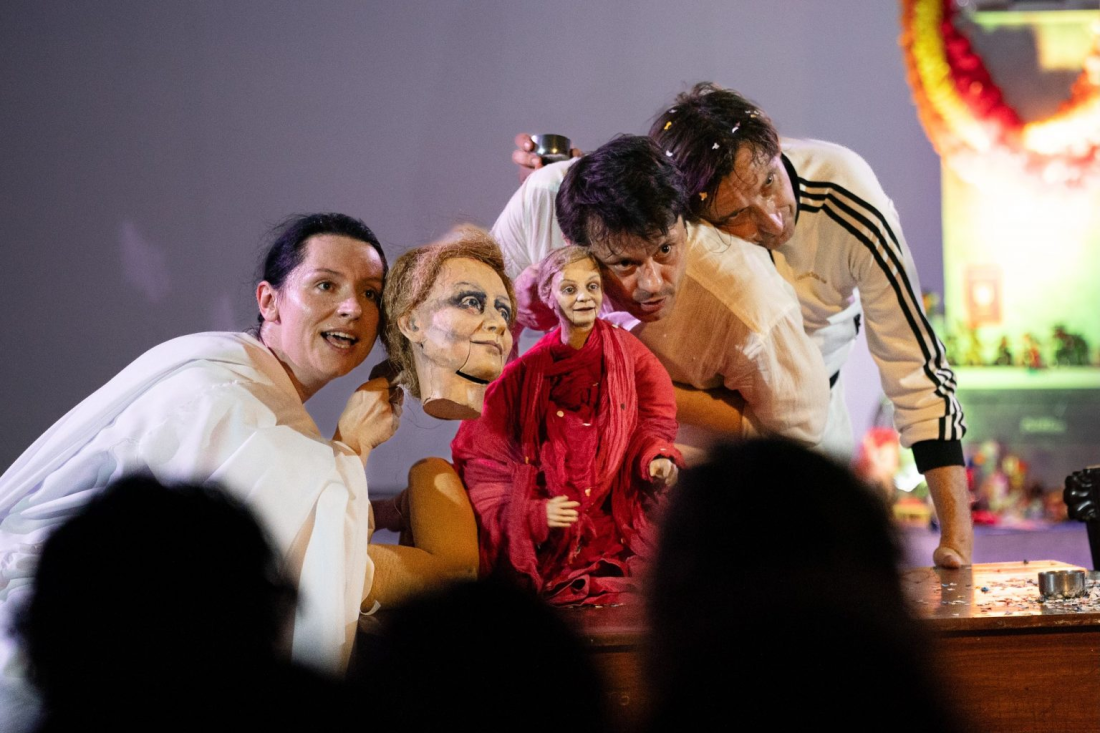 Zdjęcie Między dokumentem a teatrem formy