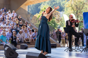 Zdjęcie Krynica-Zdrój. „Tosca” porwała krynicką publiczność. Wielkie operowe emocje w Pijalni Głównej