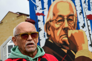Zdjęcie Suwałki. Odsłonięto mural poświęcony Andrzejowi Wajdzie