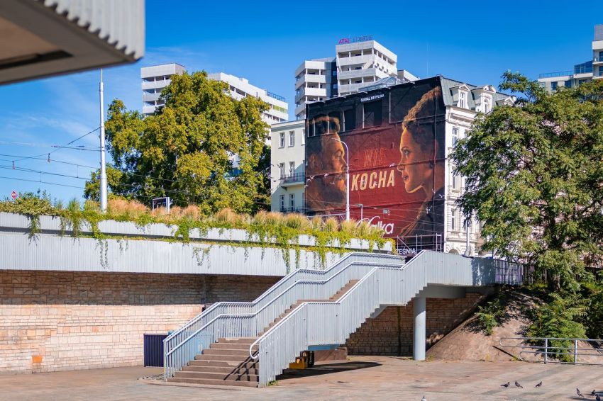 Zdjęcie Wrocław. Dziś premiera „Lalki” na Netfliksie. Pod koniec miesiąca także w kinach