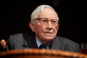 Zdjęcie 105 lat temu urodził się Tadeusz Różewicz